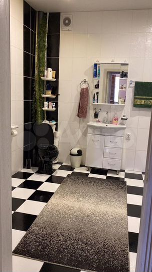 Дом 350 м² на участке 10 сот.