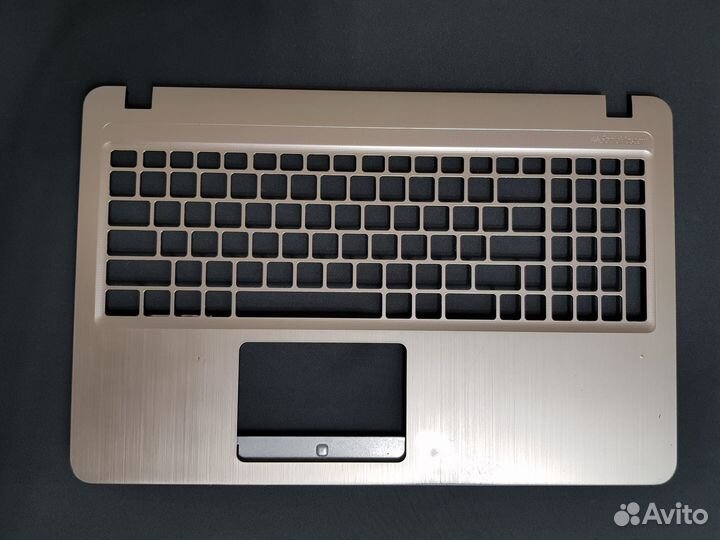 Ноутбук Asus R540B на запчасти