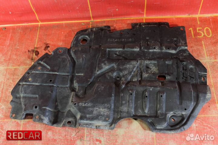 Пыльник двигателя нижний прав v55 Toyota Camry V50