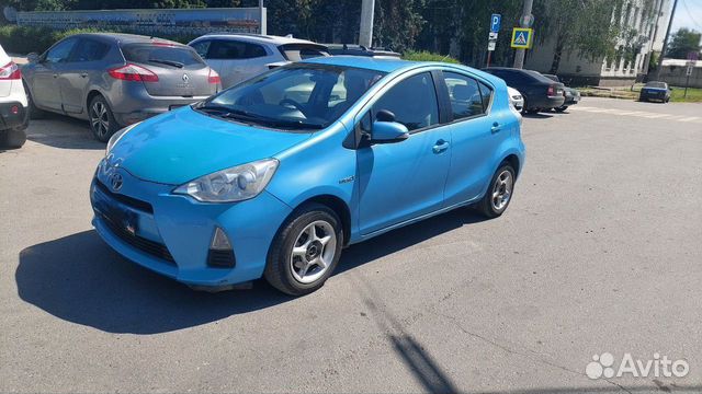 Toyota Aqua 1.5 CVT, 2013, 180 000 км с пробегом, цена 750000 руб.