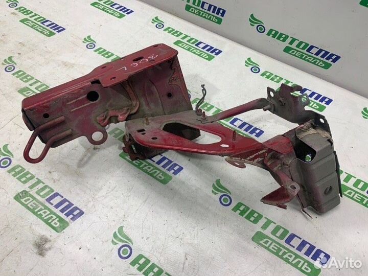 Лонжерон кузова передний левый Renault Megane