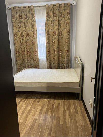 2-к. квартира, 63 м², 4/8 эт.