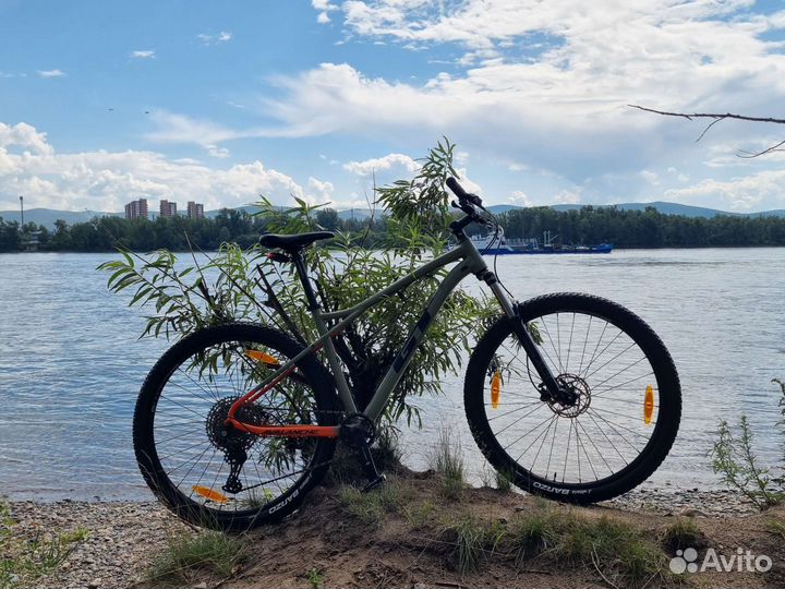 Горный велосипед gt avalanche elite 2021