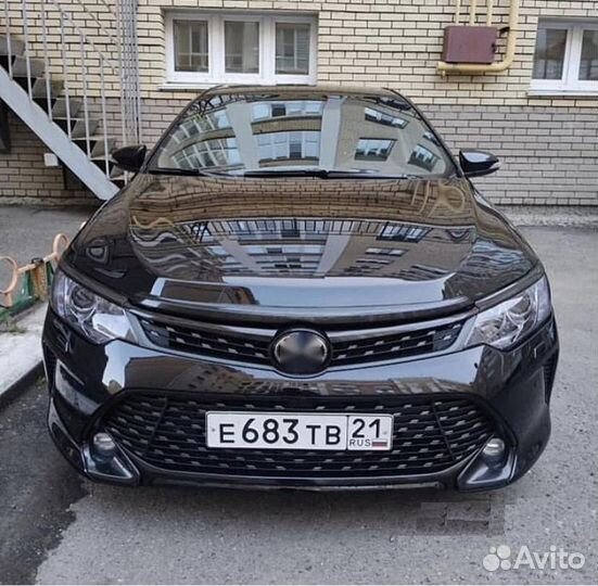 Camry 55 Решетка Exclusive рестайлинг G3NV8