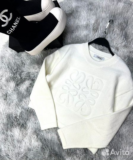 Свитшот Loewe