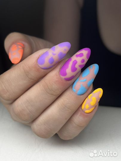 Мастер маникюра и педикюра