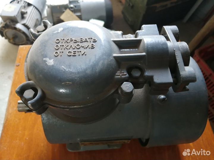 Электродвигатели с хранения