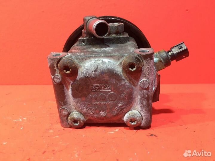 Насос гура для Ford Focus 2 hwda 1.6L Zetec (Б/У)