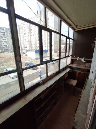 2-к. квартира, 50 м², 2/10 эт.