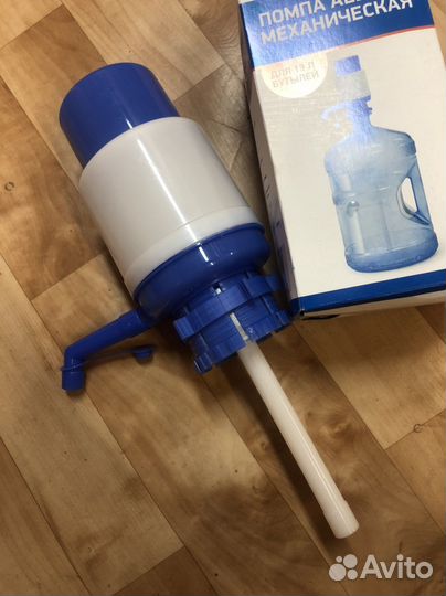 Помпа для воды новая в коробке