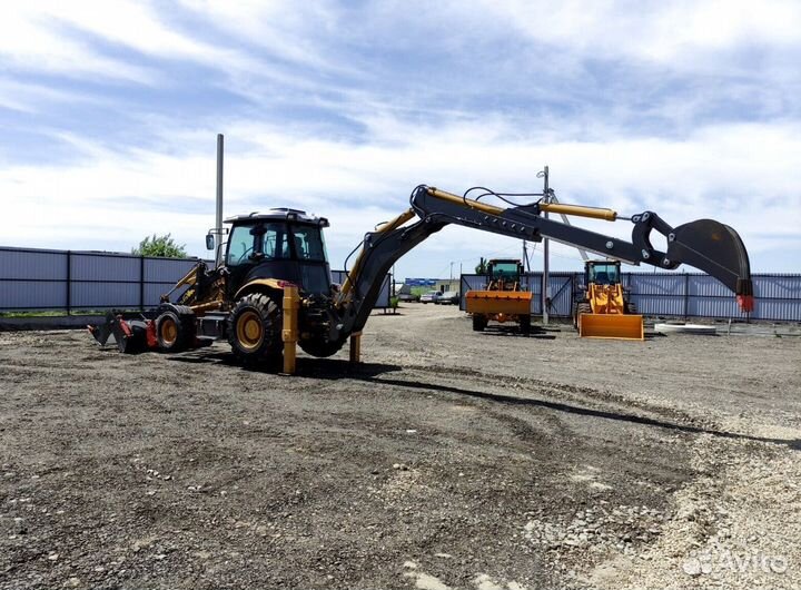 Экскаватор-погрузчик JCB 3CX, 2022