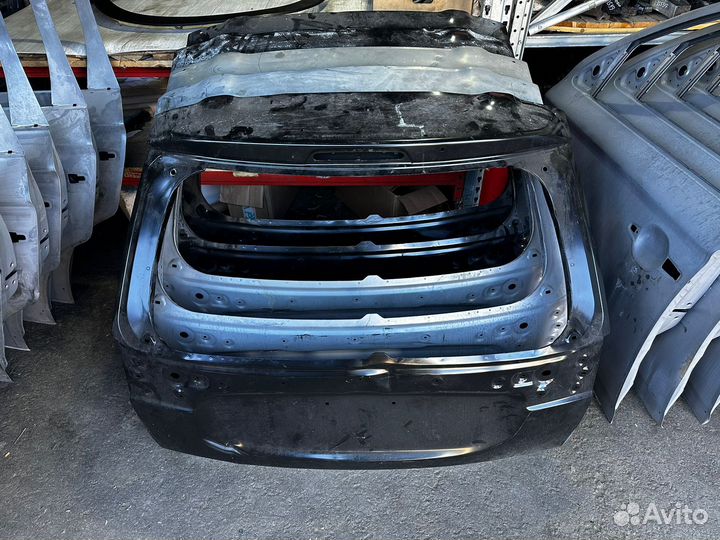 Крышка багажника Mitsubishi Outlander 3 GF