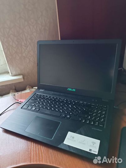 Ноутбук asus