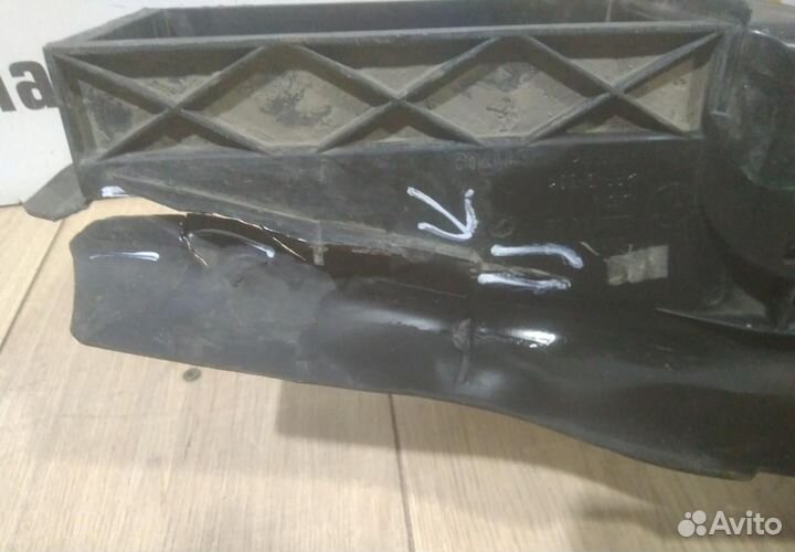Воздуховод радиатора нижний бу BMW Х5 G05 OEM 5164
