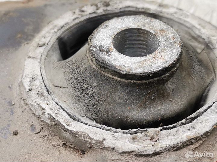 Рычаг передний правый для Volkswagen Golf 4