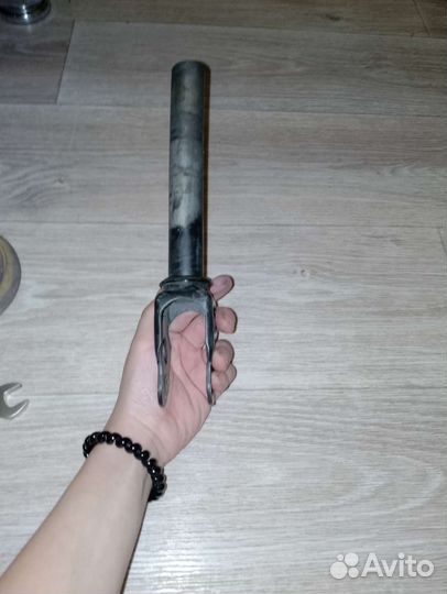 Вилка на трюковой самокат