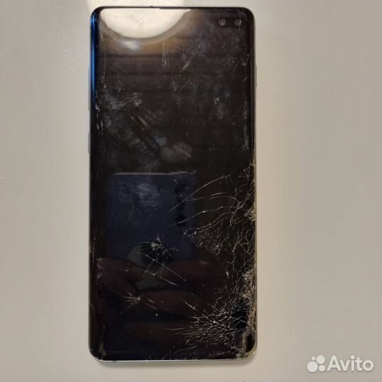 Samsung Galaxy S10+, 8/128 ГБ