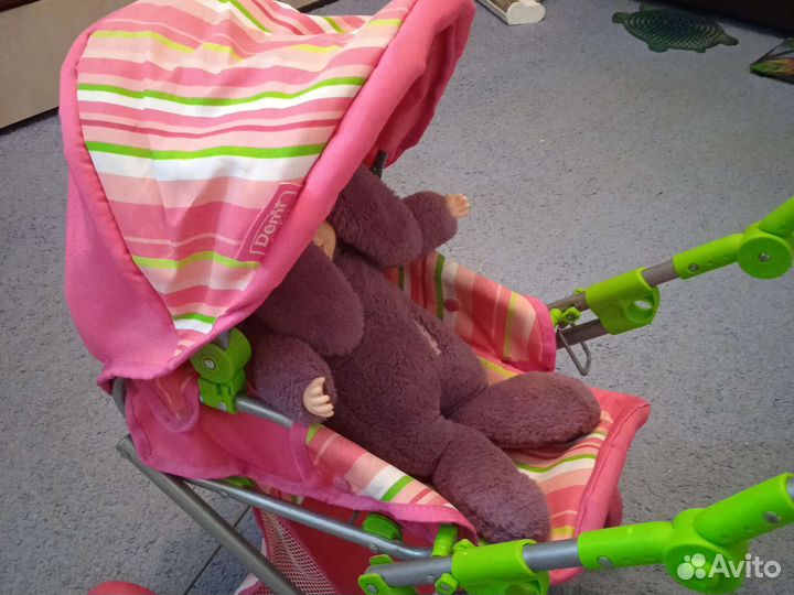 Коляска с куклой