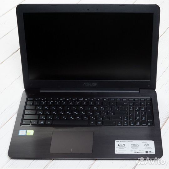 Asus X556UQ-DM655T full HD(Core i3 6100U 2.3Gh/6G