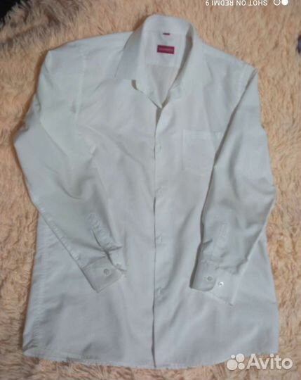 Рубашка белая, голубая