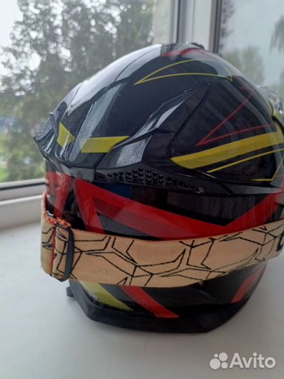 Мотокроссовый шлем