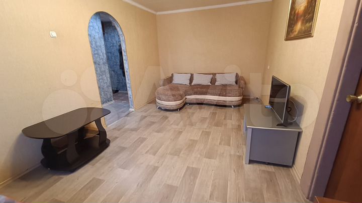 2-к. квартира, 43 м², 4/5 эт.