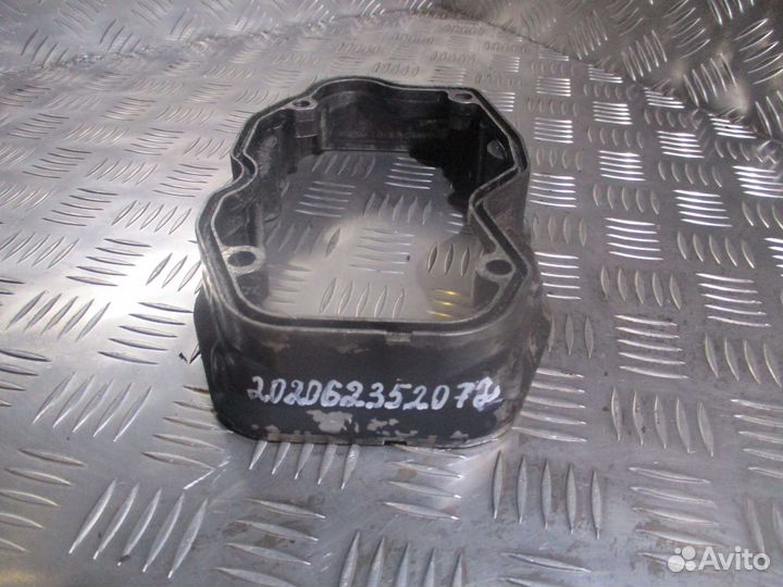 Проставка клапанной крышки Scania 1414421