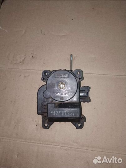 Привод заслонки печки Mitsubishi, Toyota