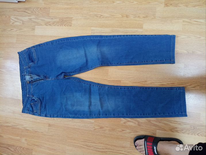 Джинсы