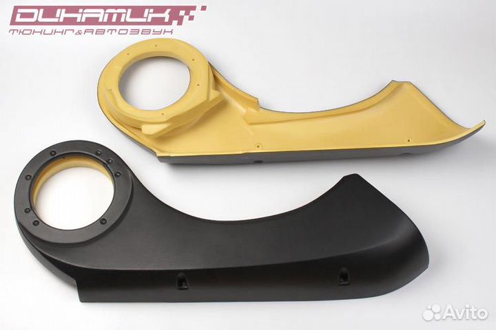 Подиумы акустические в задние двери granta