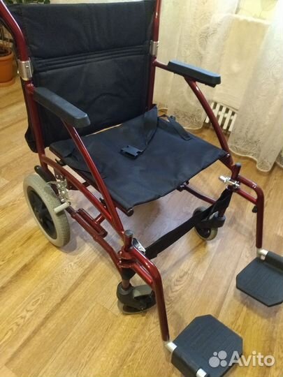 Инвалидная коляска