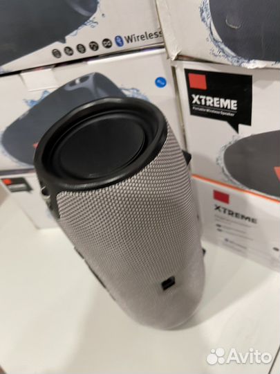 Портативная колонка jbl экстрим новая