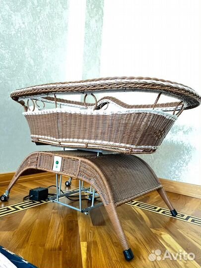 Кроватка люлька плетеная