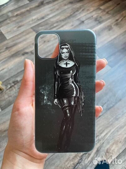 Чехол iPhone 11