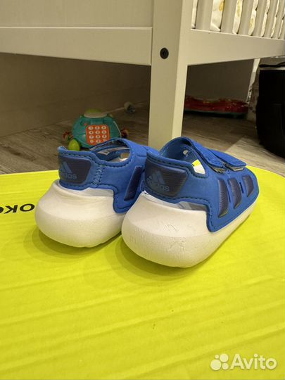 Сандалии adidas детские
