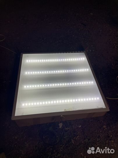 Светильники потолочные амстронг 600*600