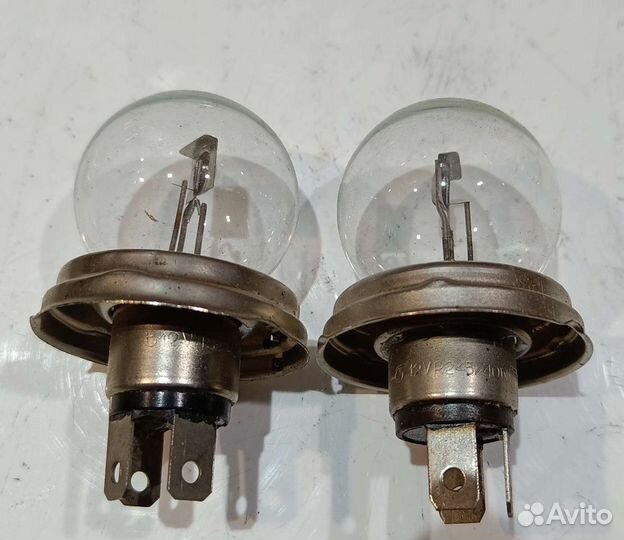 Запчасти для мотоцикла Ява и лампочки 12В