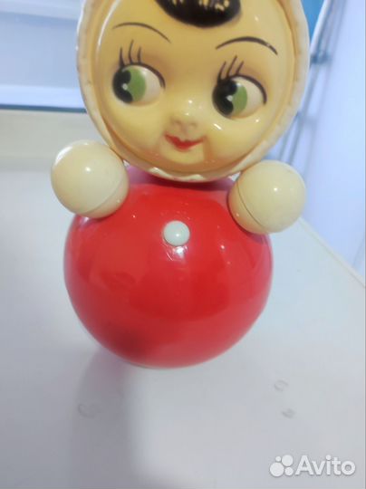 Игрушка неваляшка