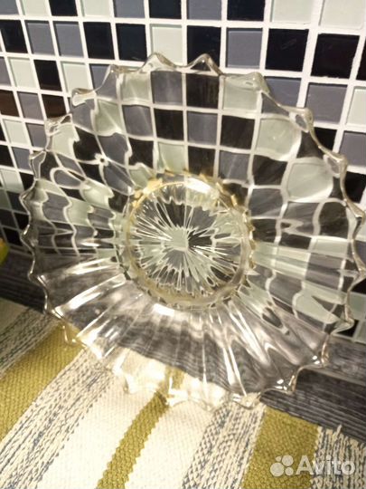 Блюдо стеклянное