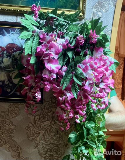 Цветочная композиция с кашпо