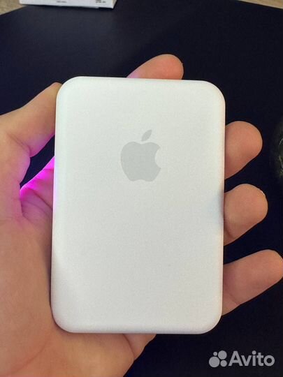 Apple battery pack