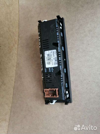 Бортовой компьютер на Peugeot 3008 Пежо