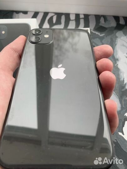 iPhone 11, 64 ГБ
