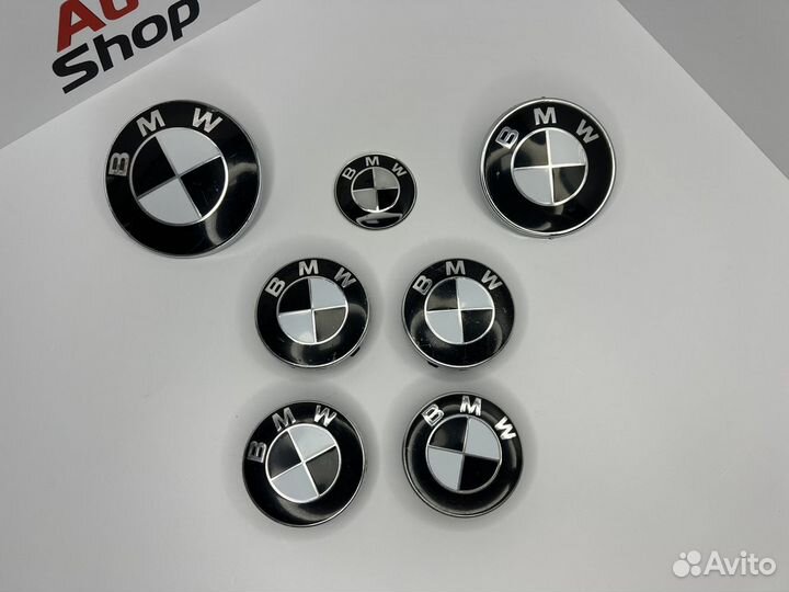 Комплект эмблем BMW Чёрно-белый