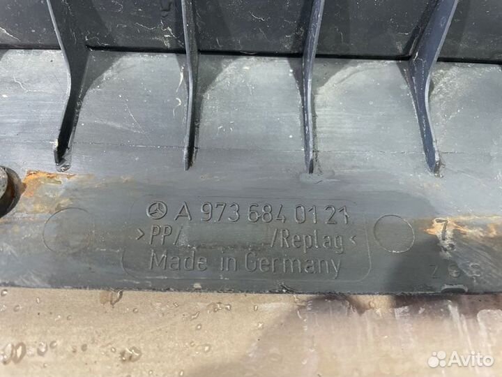 Накладка на порог наружная Mercedes-Benz