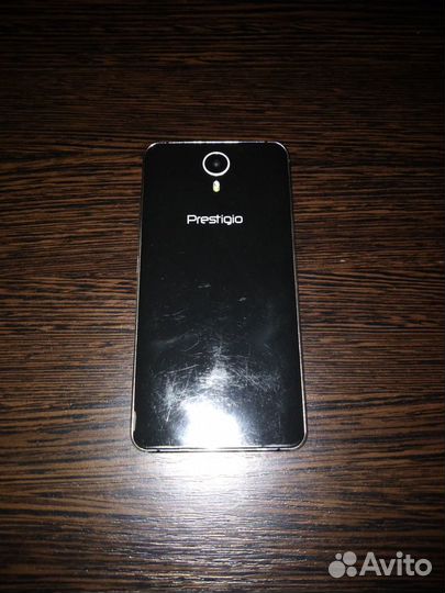 Телефон Prestigio