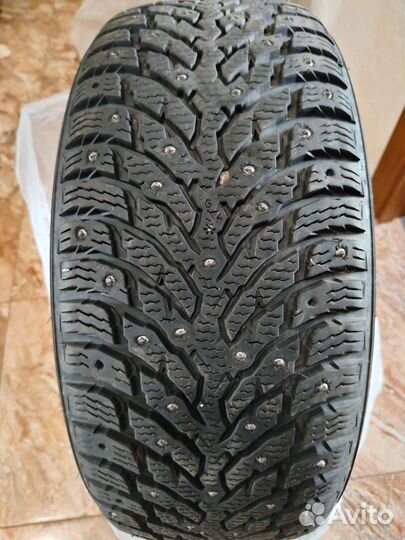 Nokian Tyres Hakkapeliitta 9 215/70 R17