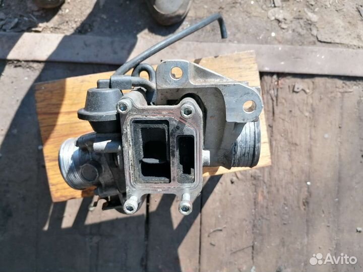 Дроссель в сборе вольво V70 Xc70 2'4D5244T14 2013