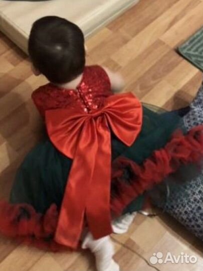 Платье праздничное 1-1,5