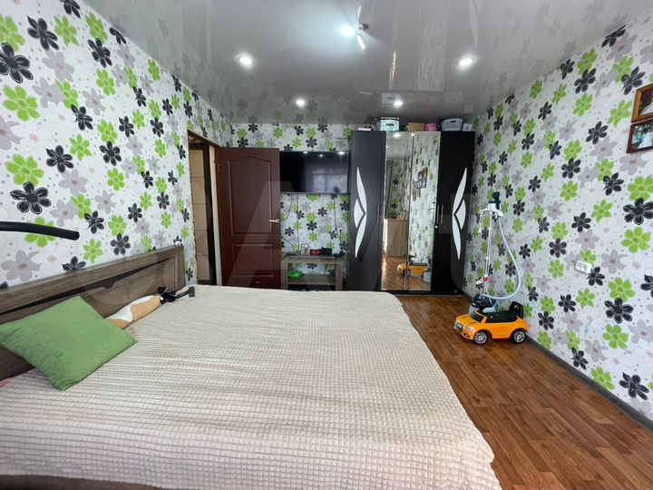 2-к. квартира, 48 м², 3/9 эт.